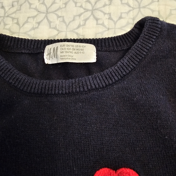 H&M Heart Appliqué Sweater Sz 8-10 - Picture 2 of 4